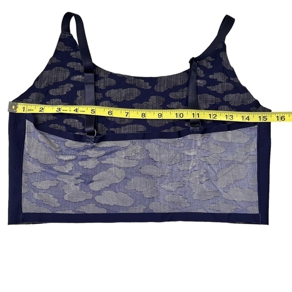 REEBOK Stay Put Bonded Bralette XL Blue Digital Camo Light Impact Sports Bra - Picture 7 of 9
